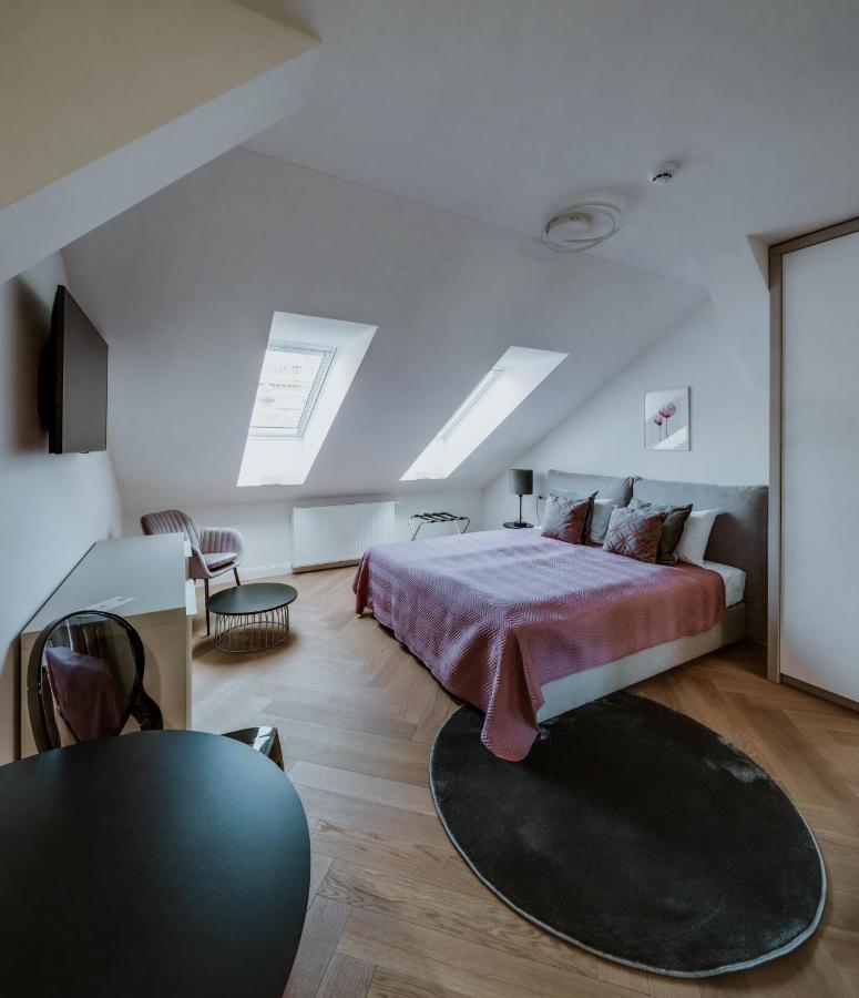 Lavilla Osijek Extérieur photo