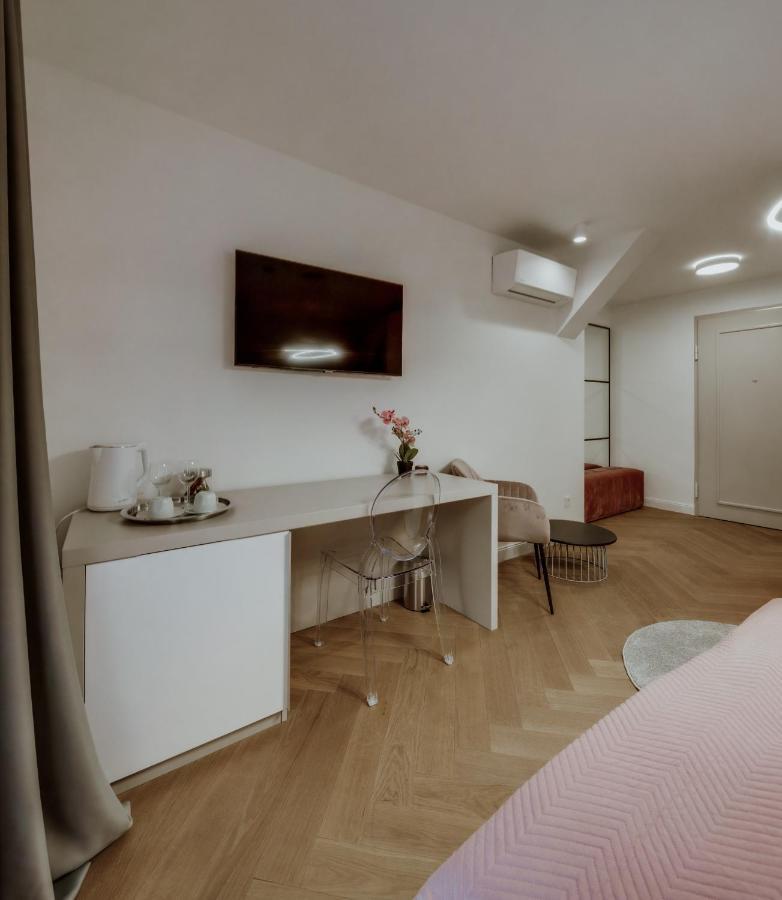 Lavilla Osijek Extérieur photo