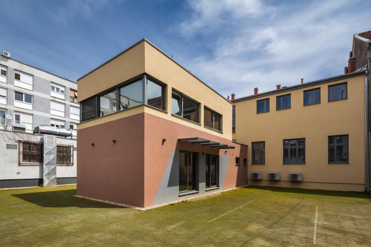 Lavilla Osijek Extérieur photo